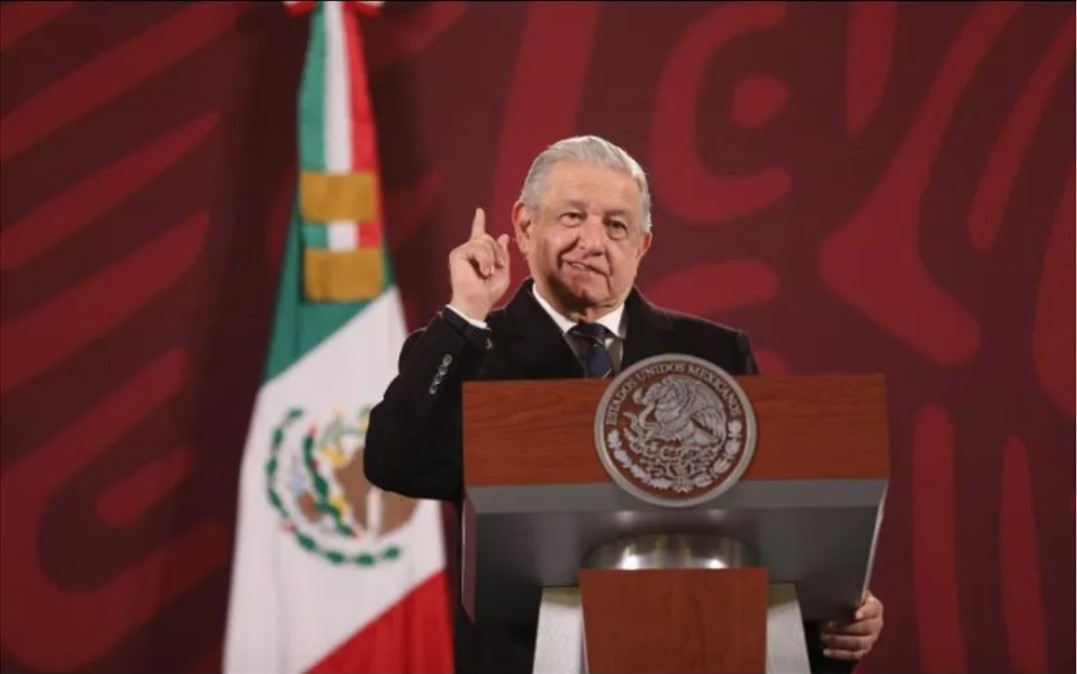 AMLO es sometido a un cateterismo cardiaco: Segob