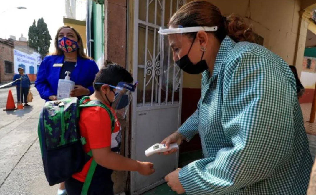 La SEP llama a respetar medidas sanitarias ante regreso a clases