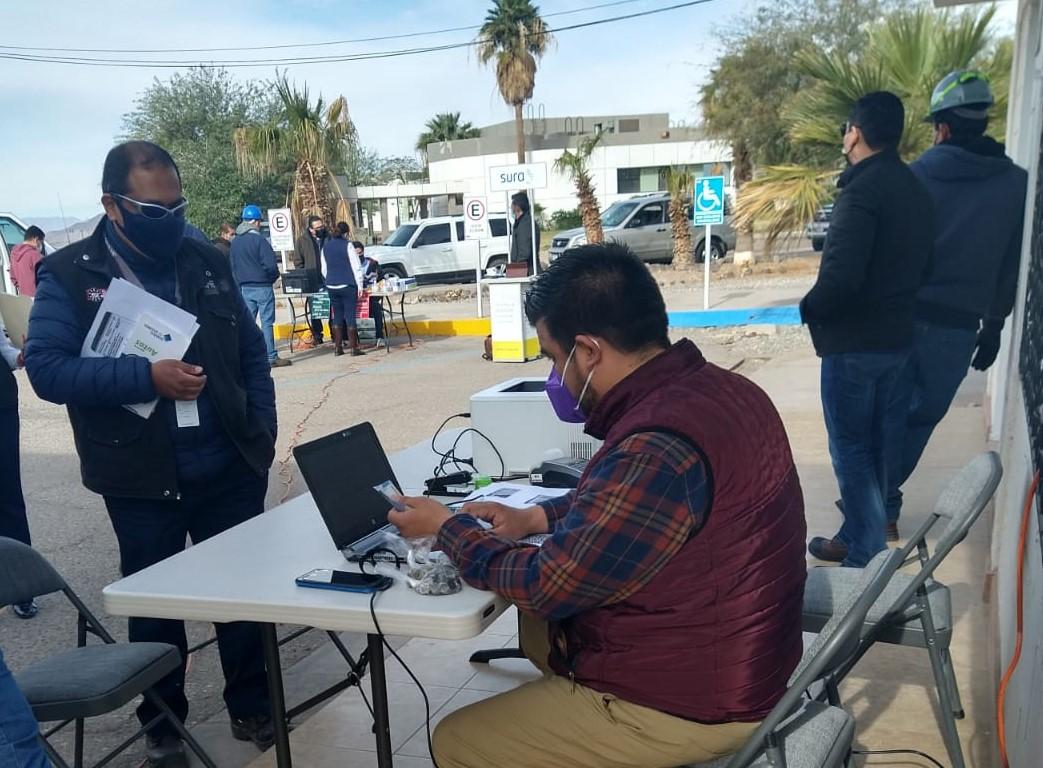 Atiende recaudación de rentas a mil 200 empleados en su propio lugar de trabajo