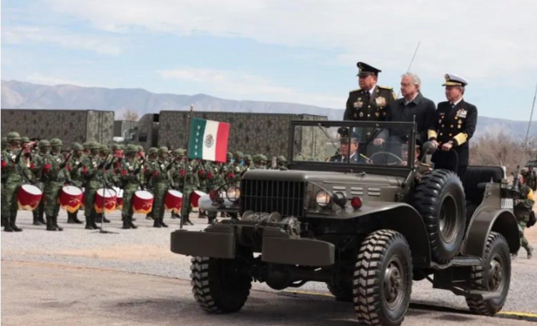 Las Fuerzas Armadas han bajado los delitos: AMLO