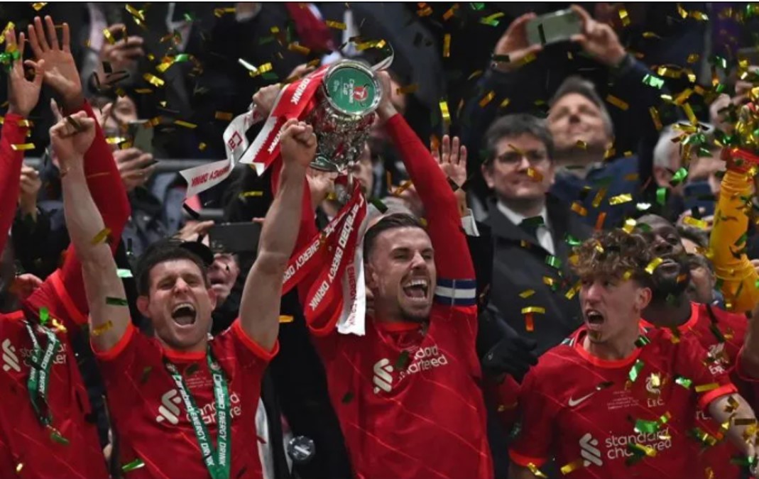 Liverpool gana la Copa de la Liga ante Chelsea