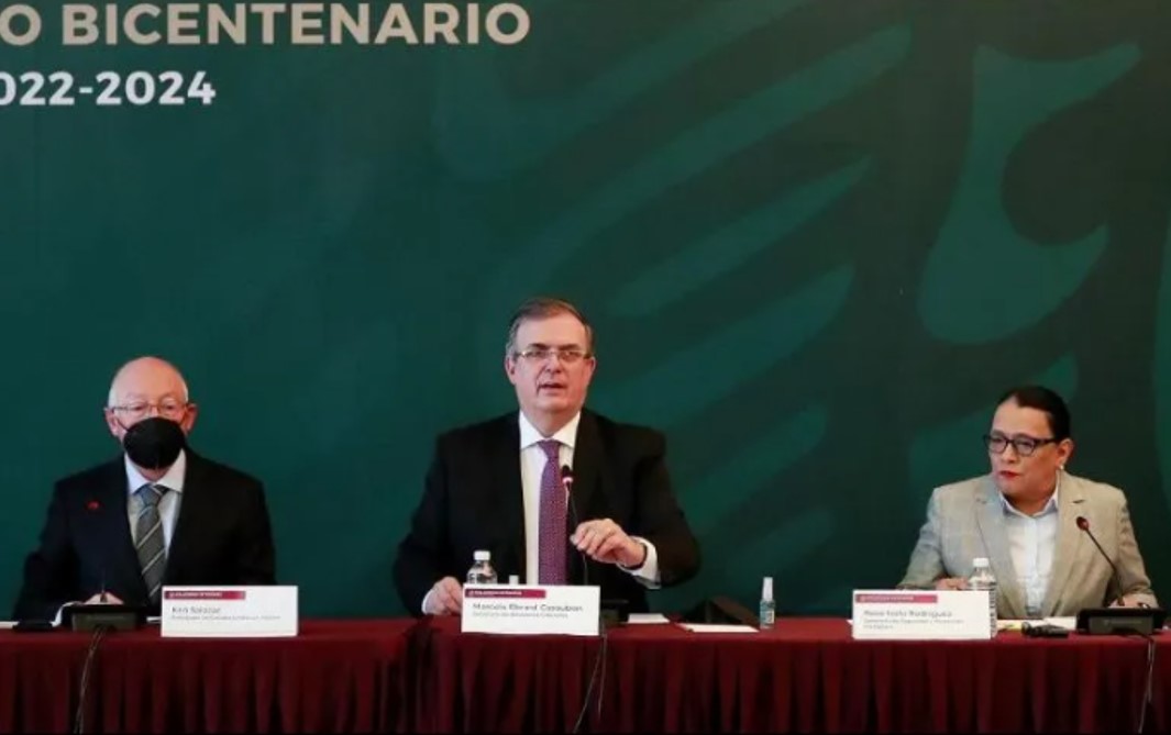 Marcelo Ebrard: Más de 250 mil armas fueron traficadas a México desde EU