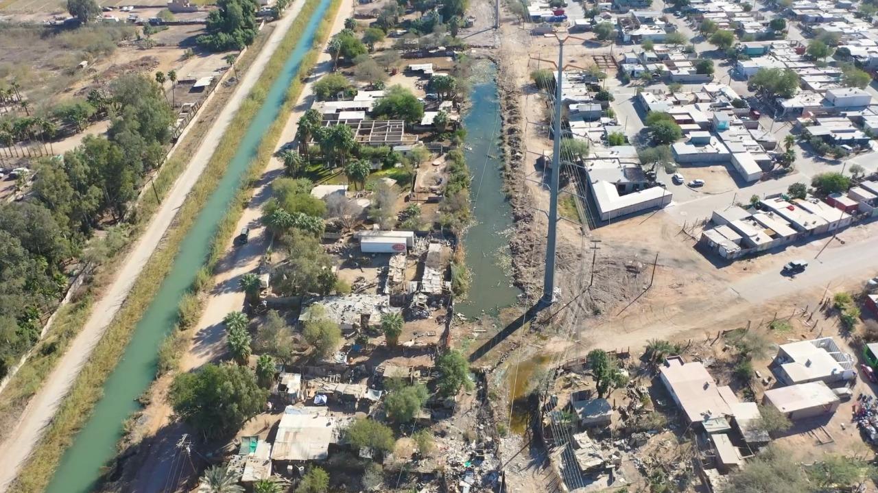 Continúa CESPM con limpieza y desazolve de drenes de Mexicali