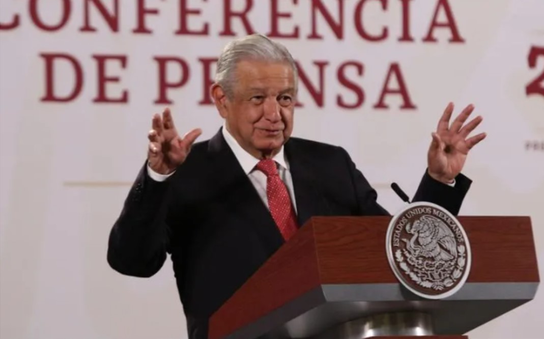 AMLO da la bienvenida a canciller español: “México no es tierra de conquista”, afirma