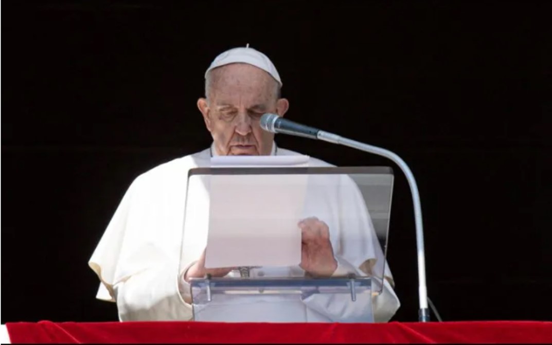 El Papa Francisco pide detener la “masacre” e “inaceptable agresión” en Ucrania