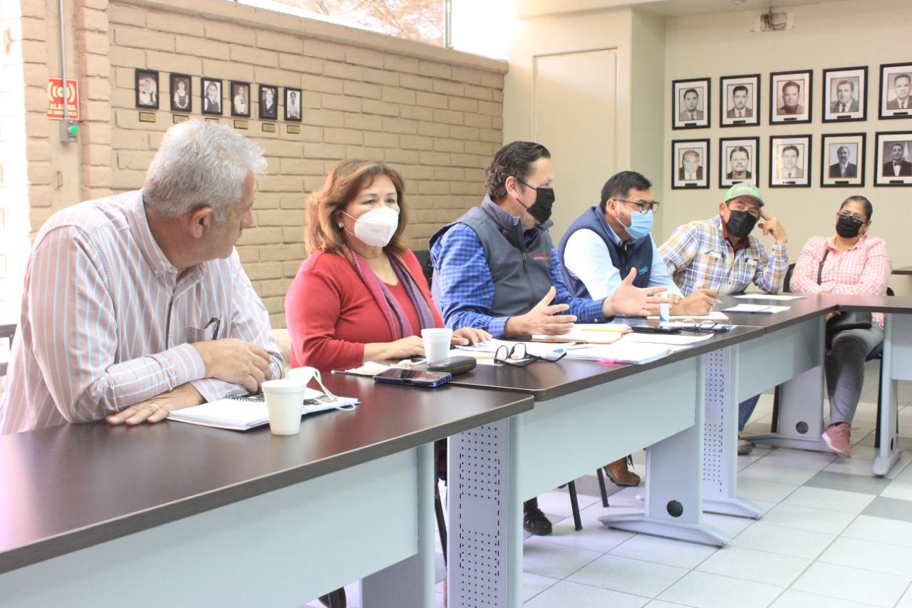 Atiende SEPESCA a acuacultores del Valle de Mexicali