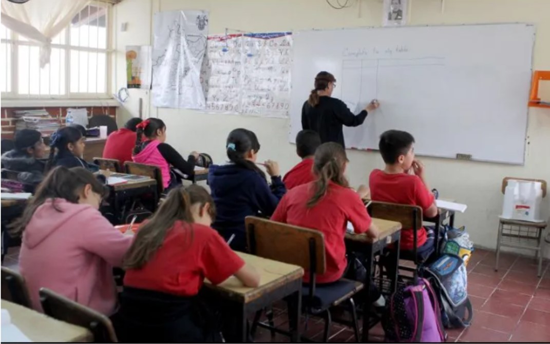 Jueza frena cierre de las Escuelas de Tiempo Completo