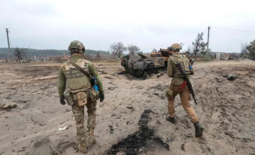 Mexicano se alista para combatir a favor de Ucrania tras la invasión rusa