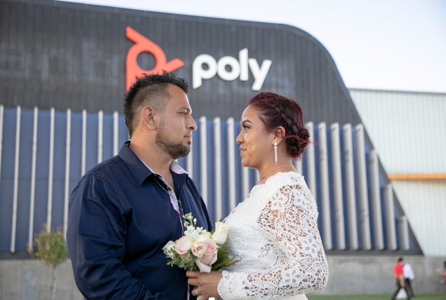 Consolidan asociados de Poly uniones matrimoniales