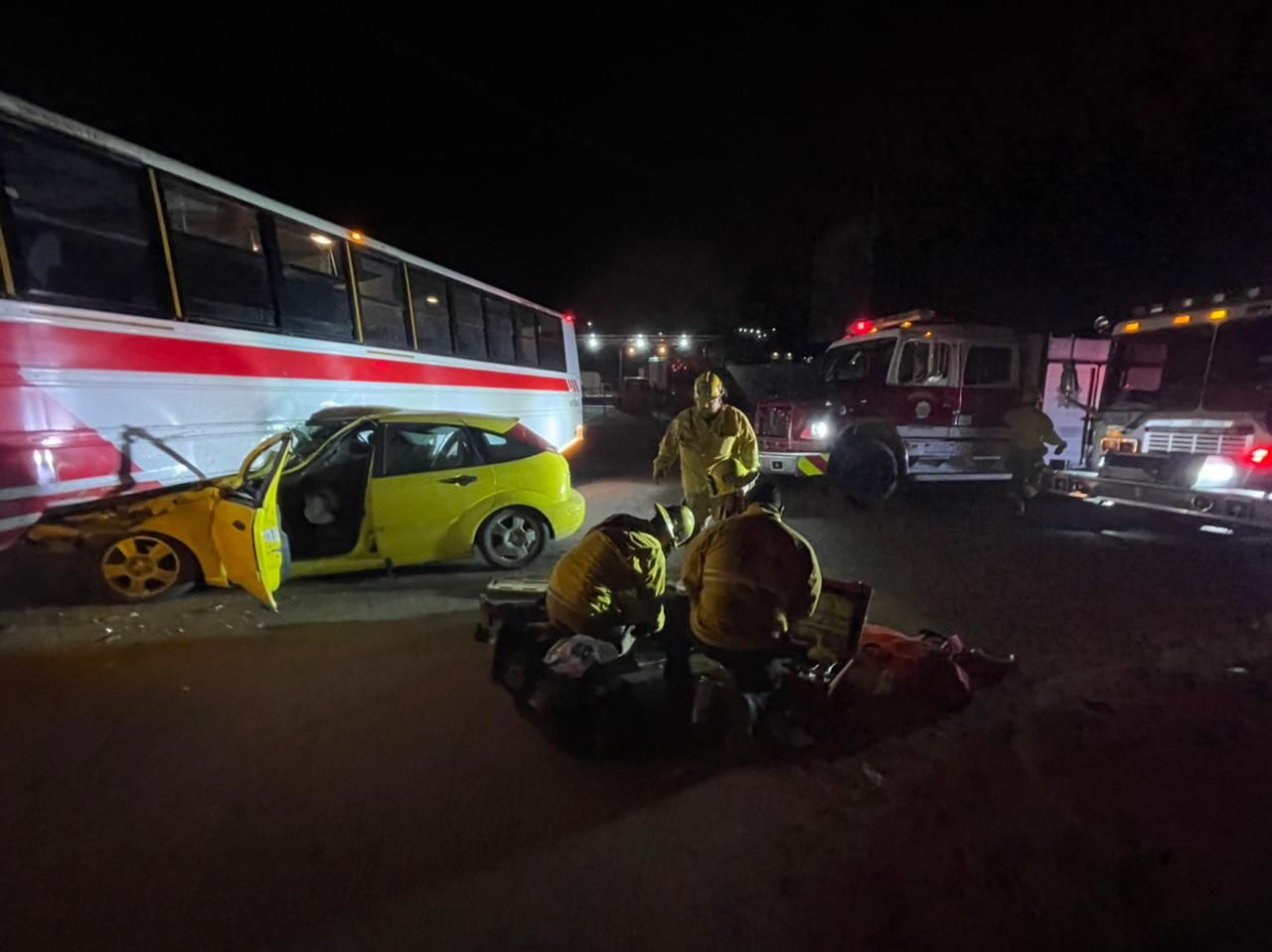 Bomberos de Tijuana atiende más de 60 reportes en las últimas horas