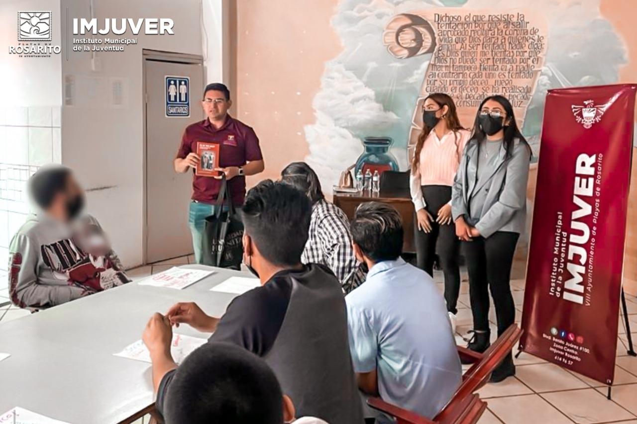 Destacada participación de jóvenes en taller de “Autoconocimiento emocional” realizado por el IMJUVER