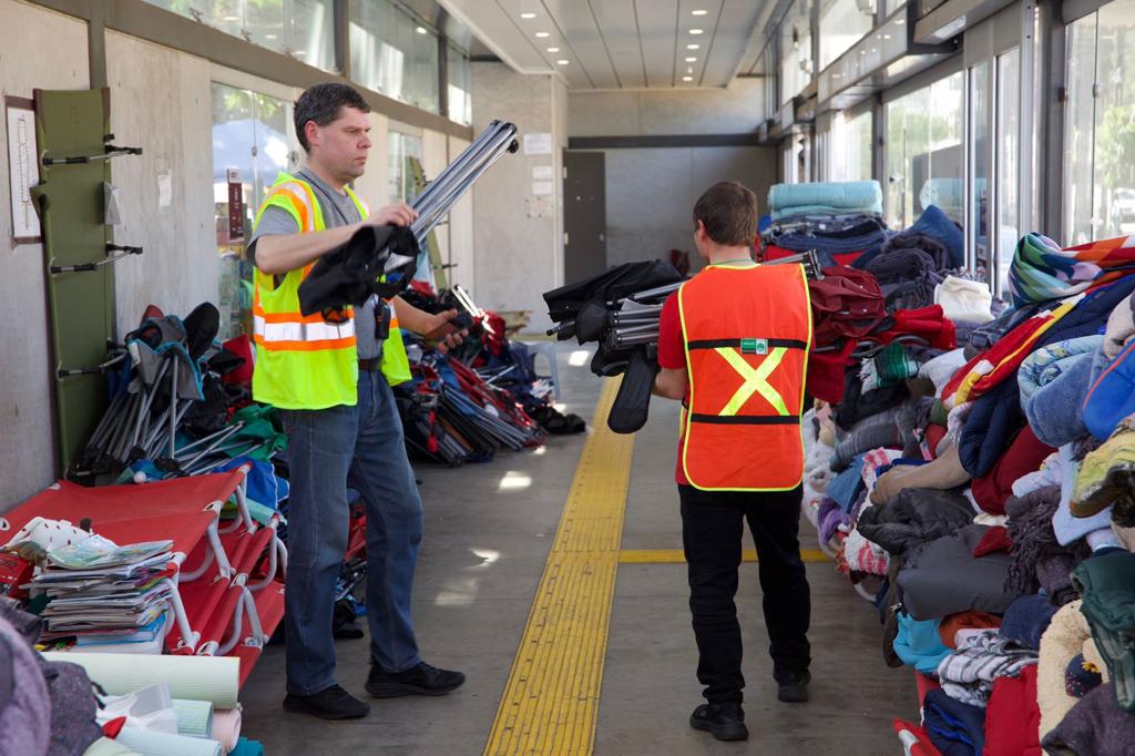 Ucranianos se retiran de estación del SITT en garita de San Ysidro