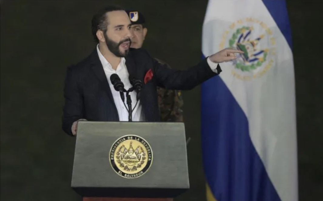 Presidente de El Salvador amenaza con dejar sin comida a pandilleros