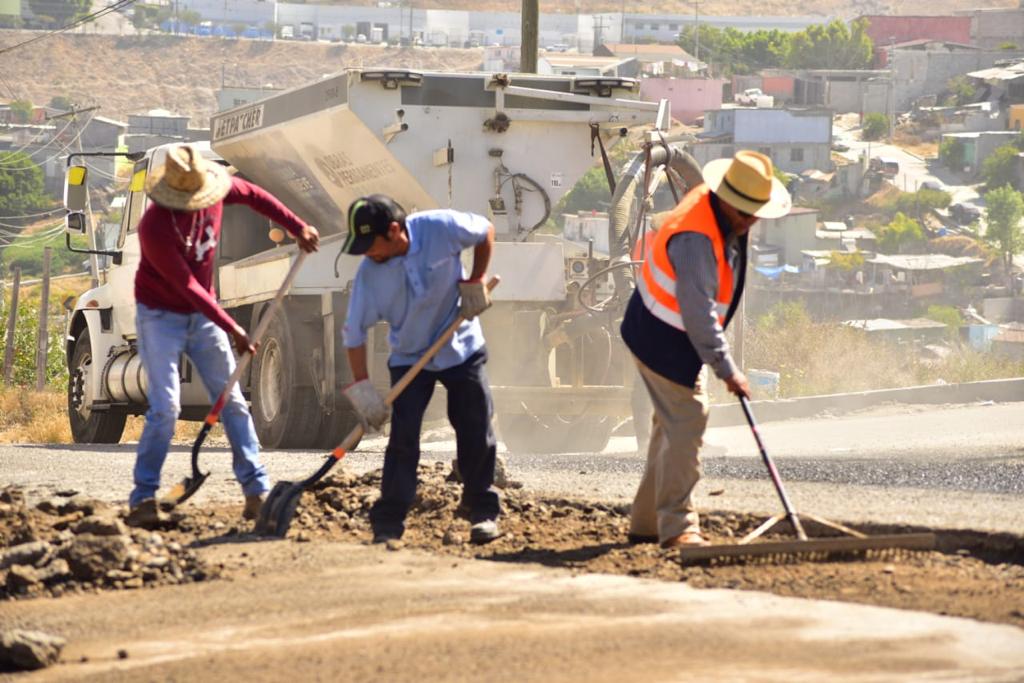 Alcaldesa designa Bye Bye baches para ampliación lagunitas en la SAB