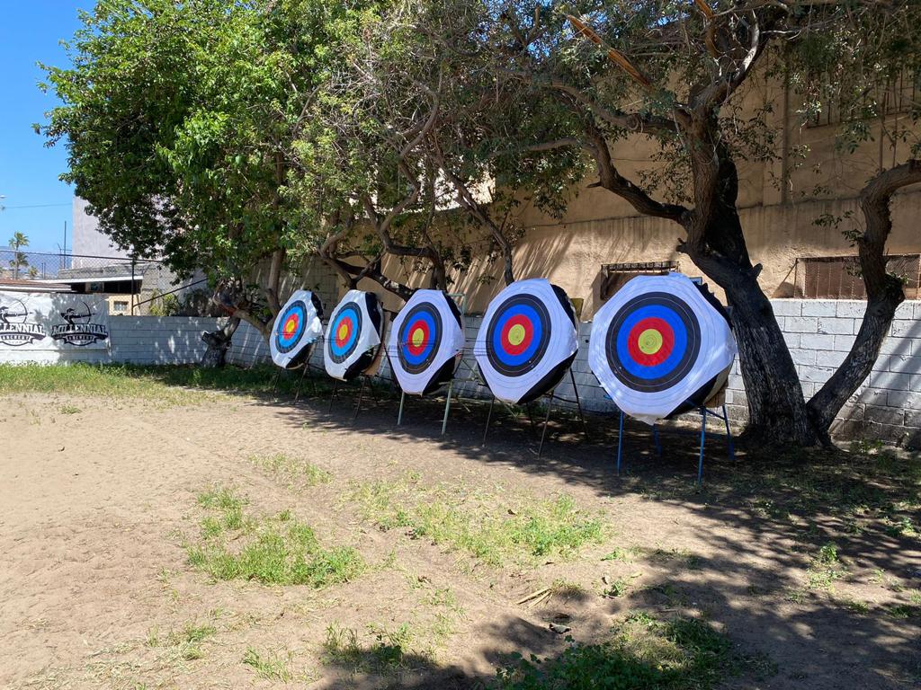 En la Unidad Deportiva Las Huertas se encuentra un Centro de Iniciación Deportiva de Tiro Con Arco