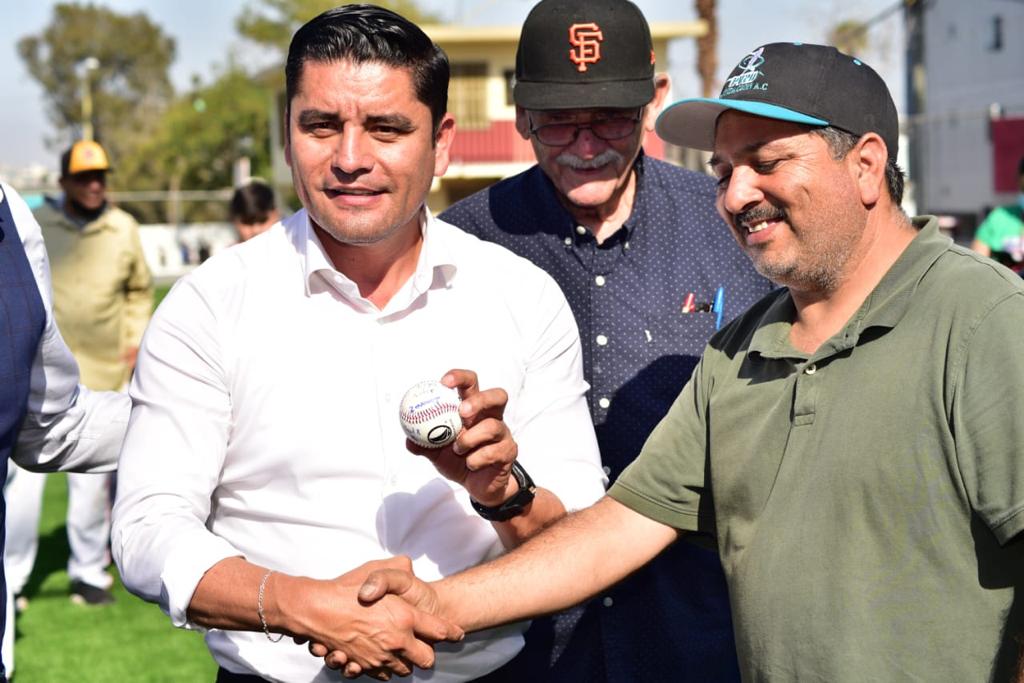 Activa Secretario de Gobierno campo de béisbol infantil Rafael “El zurdo” Casillas