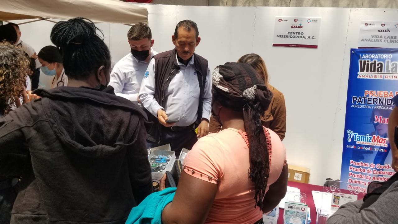 Centro Misericordia A.C. acude a la primera Feria de Salud en Tijuana