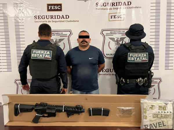 Detiene Fuerza Estatal a hombre armado que contaba con orden de aprehensión por secuestro