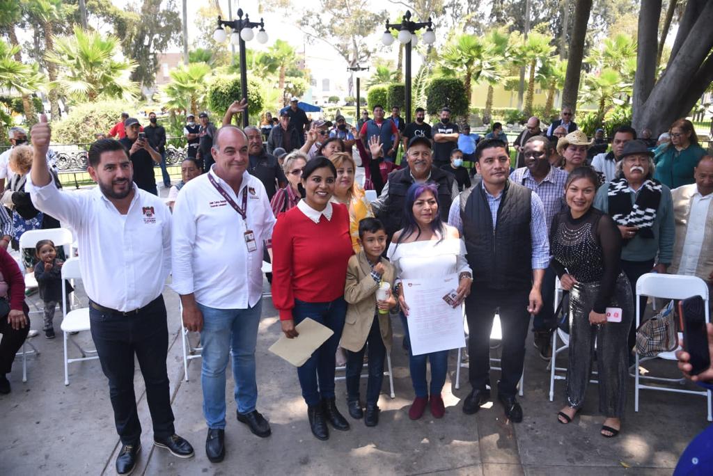 Alcaldesa acuerda código de ética con artistas en Parque Teniente Guerrero