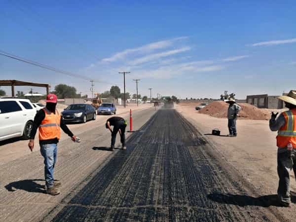 Avanzan los trabajos de rehabilitación de vialidad en el Valle de Mexicali