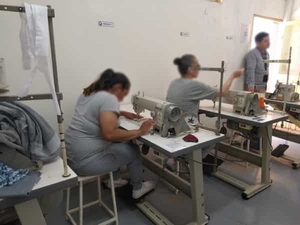 Brinda CESISPE taller de costura a mujeres privadas de la libertad del centro penitenciario de ensenada