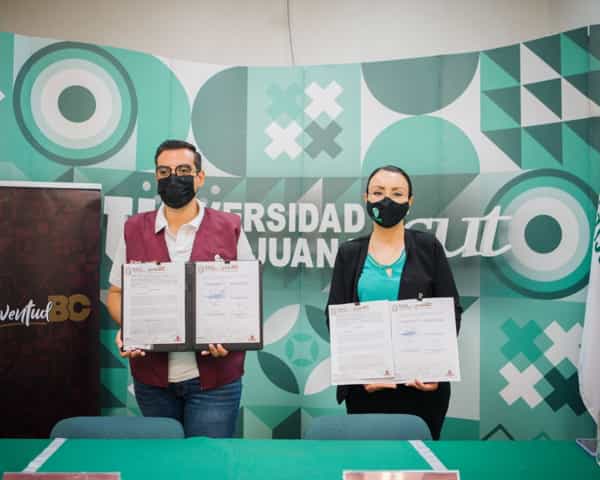 Firman Juventud BC y UNIPAC convenio para beneficiar a jóvenes con programas de apoyo