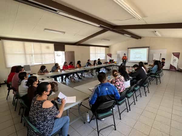 Imparte Escuela de Protección Civil BC cursos sobre formación de brigadas a población