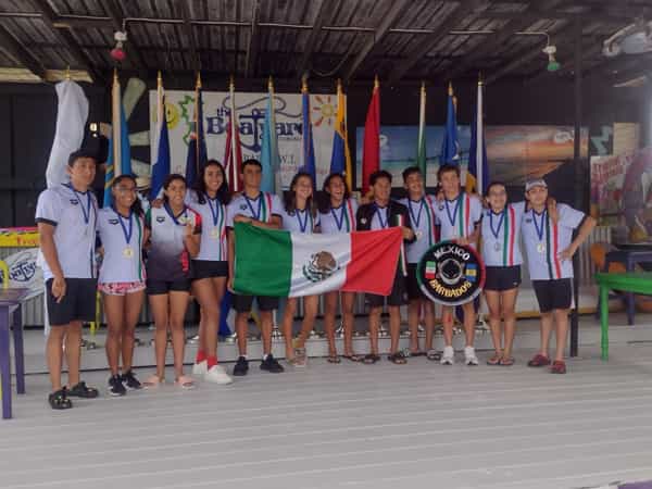 Obtiene bajacaliforniana Regina Medina bronce individual y oro por equipos en centroamericano de aguas abiertas