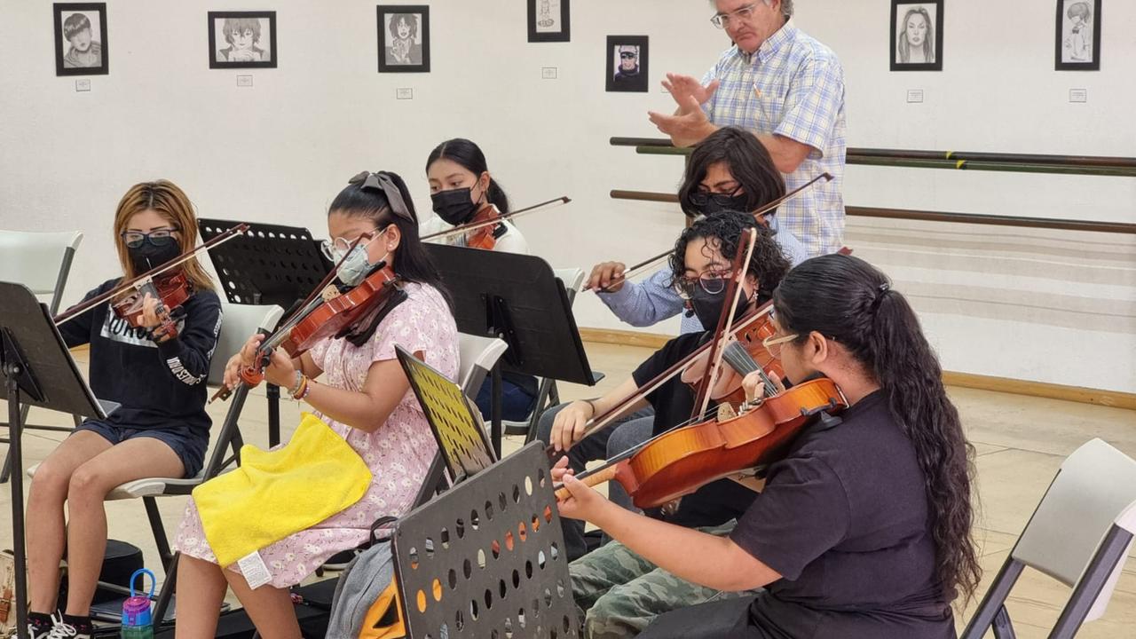 Imparten curso intensivo de música a orquestas infantil y juvenil del Ayuntamiento