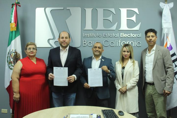 Signan convenio de colaboración IEEBC y CEDH BC