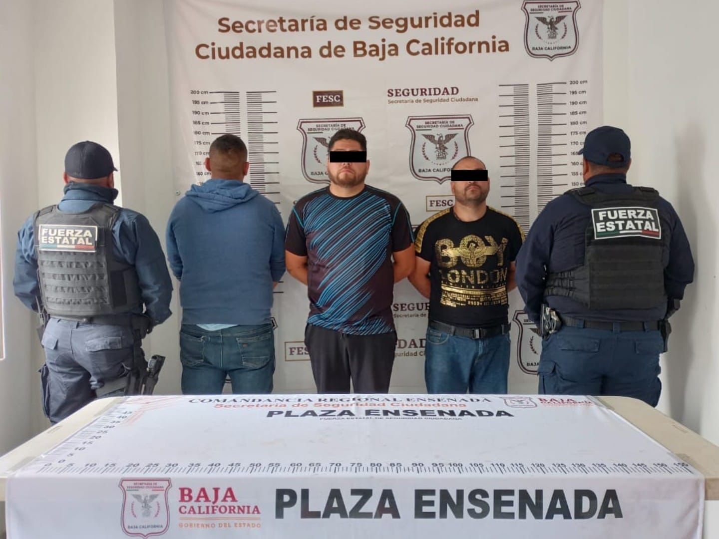 Rescata FESC a hombre privado de la libertad y detiene a 3 presuntos responsables