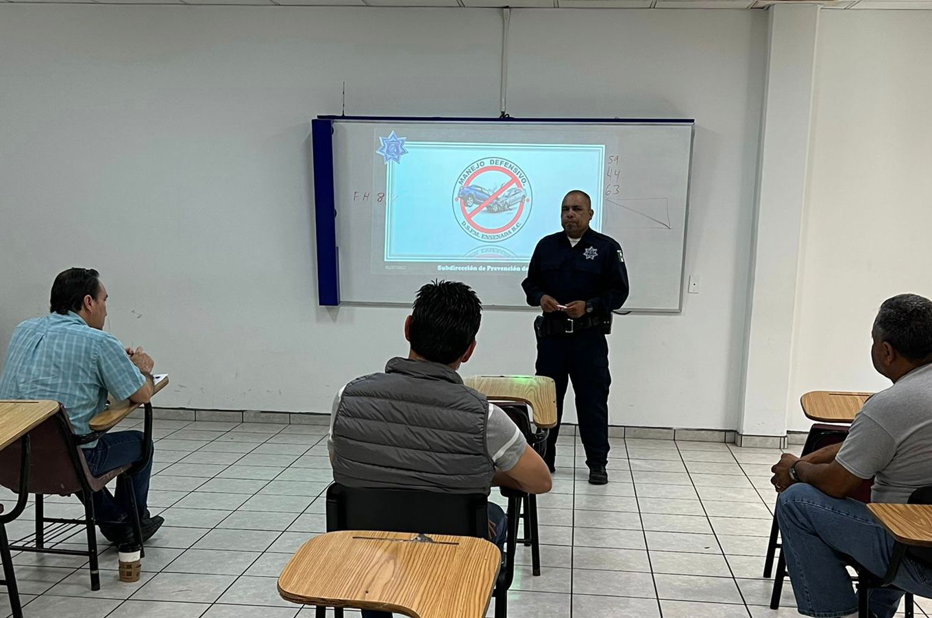 Realiza la DSPM curso de manejo defensivo