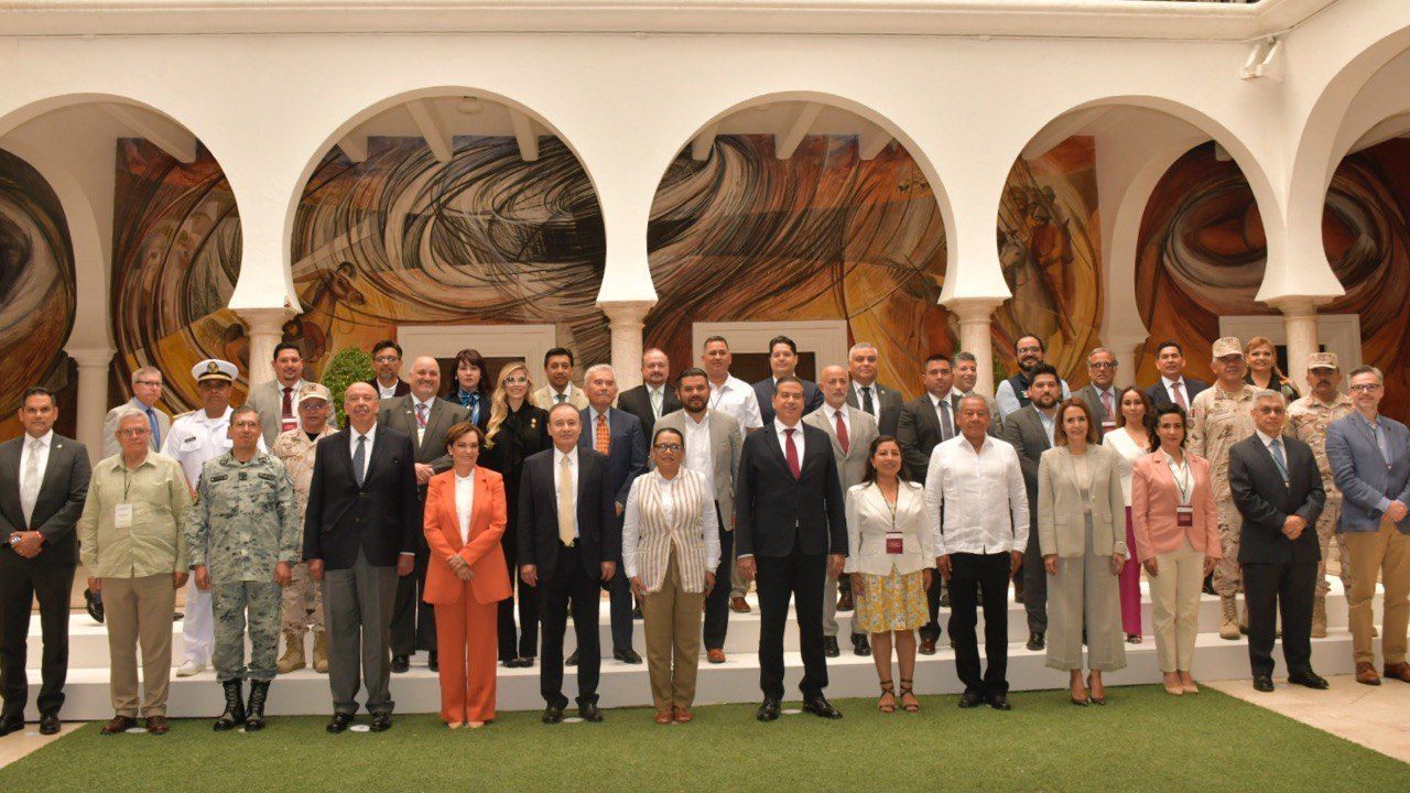 Participa Gilberto Landeros en conferencia nacional de secretarios de seguridad pública