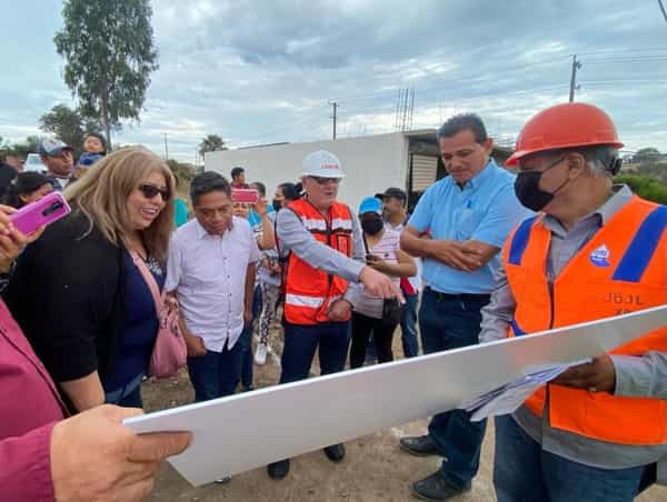 Supervisa CESPT avances de obra de introducción de agua potable en terrazas del sol