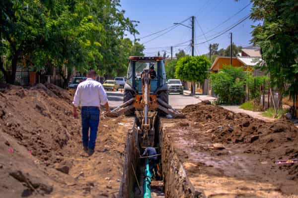 Avanza CESPTE en obra de alcantarillado sanitario en la colonia Benito Juárez