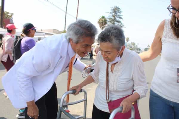 Exhorta Secretaría de Salud a mantener cuidados en personas adultas mayores