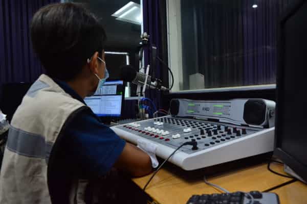 Participan niñas y niños del Albergue Temporal de Tijuana en el programa de radio “Mi Primer Ecologito”