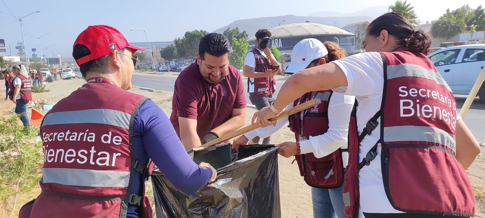 Agradecen ciudadanos a alcaldesa Montserrat Caballero limpieza en Zona Este