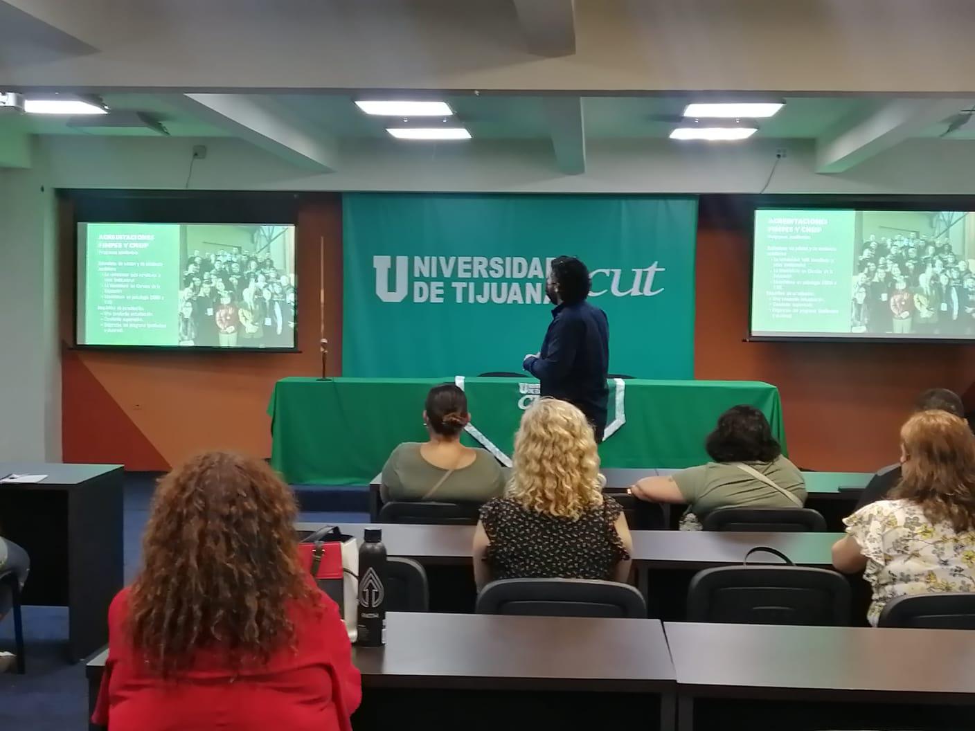 CUT ofrece curso de Escuela para Padres en las disciplinas de Psicología y Educación