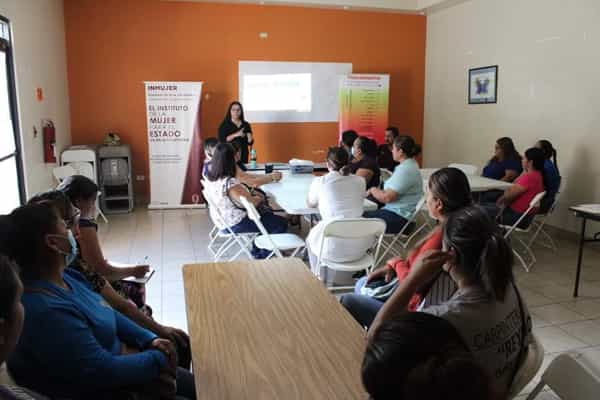 Realiza INMUJER jornada de pláticas y capacitaciones en San Felipe