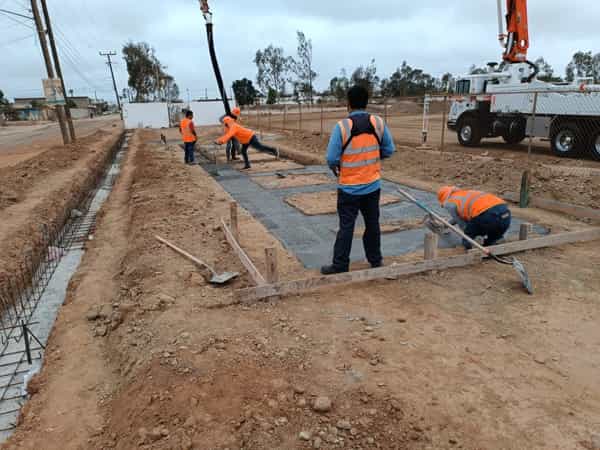 Rehabilita SIDURT Unidad Deportiva Lázaro Cárdenas de San Quintín