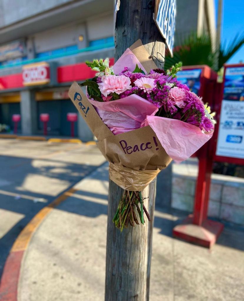 “María se llama mi amor”, florería local, dejó ramos por la ciudad de Tijuana implorando PAZ