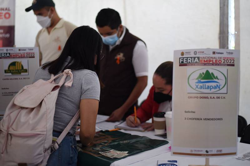 Tasa de desempleo retrocede a 3.43% en julio, su menor nivel en 4 meses