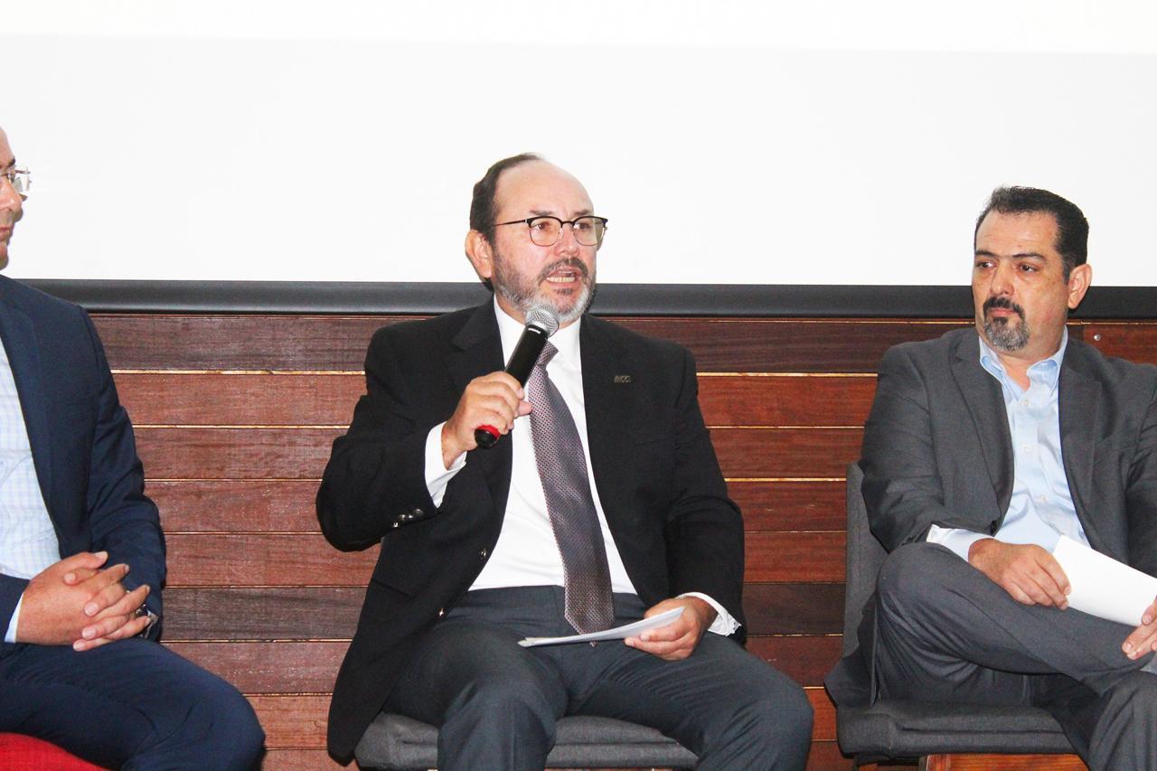 Participa rector de la UTT en panel “El talento del futuro”