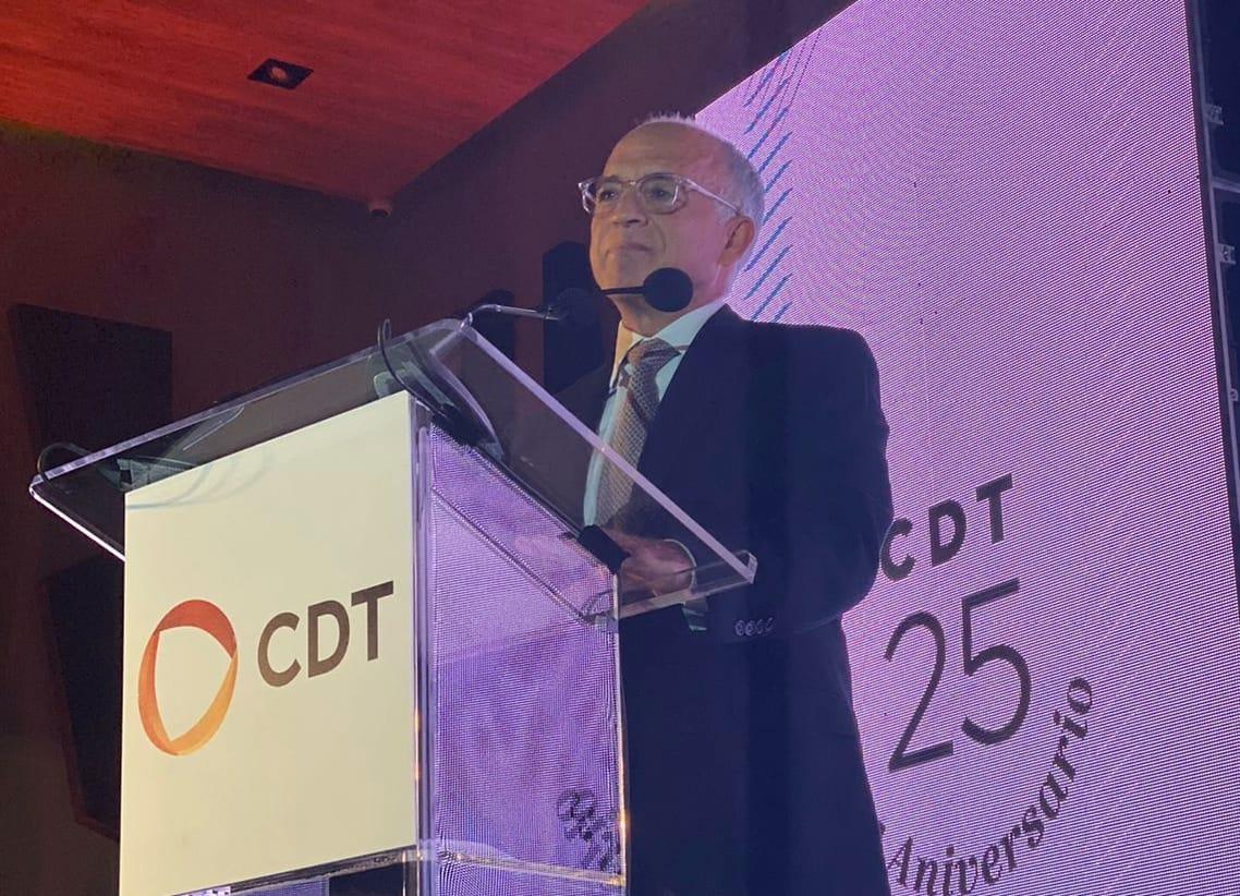 Destaca secretario Kurt Honold visión de futuro de CDT durante cambio de directiva