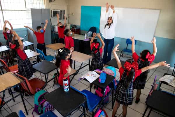 Se cubren plazas de docente para escuelas de nivel básico: Secretaría de Educación BC