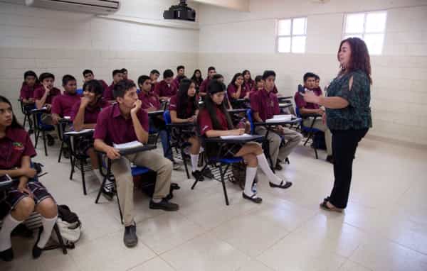 No habrá suspensión de clases en turno vespertino esta noche de brujas: Secretaría de Educación