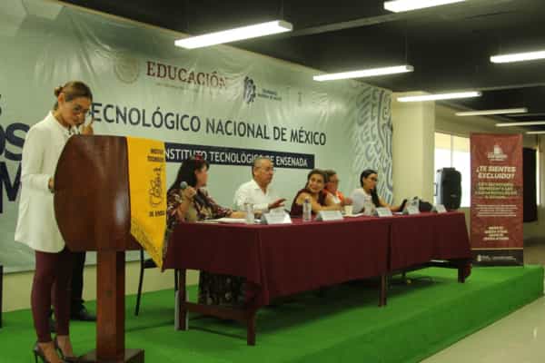 Presenta SISIG foro “Erradicando estigmas en las mujeres usuarias de drogas”