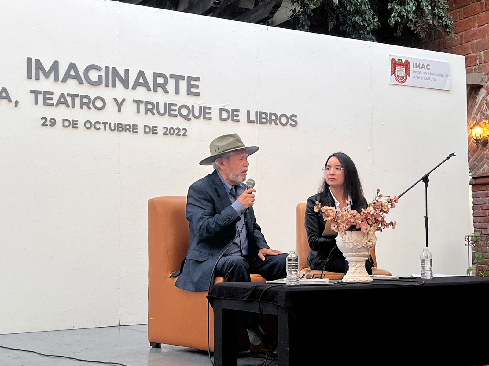 “La mejor relación con Tijuana es la que han mantenido varios poetas y escritores, una relacion de amor odio”: Félix Berumen