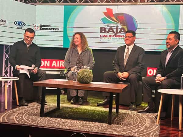 Destacada participación de la titular de CONALEP BC en Panel de Educación Dual